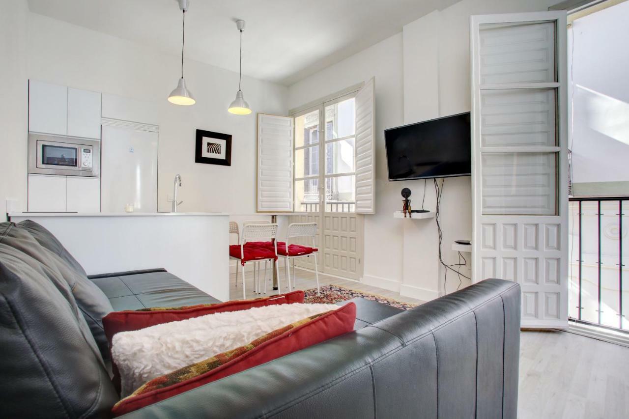 Moderno Piso En Centro Historico Apartment Malaga Bagian luar foto